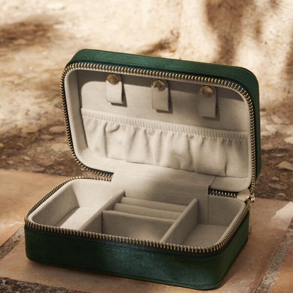 Velvet travel jewellery box Thumbnail